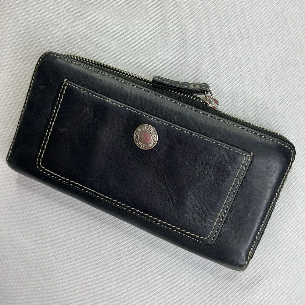 Vintage Coach Wallet Chelsea Pebbled Leather Black Zip Around Credit Card Long